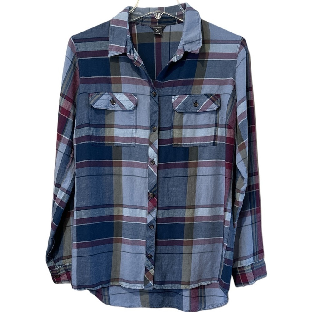 Eddie Bauer Women’s Button Down Shirt Hilow Hem Size Medium Blue Burgundy Plaid
